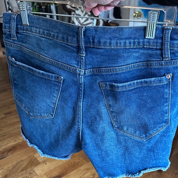 Kensie Blue Jean Shorts. 16” waist flat - Picture 2 of 5